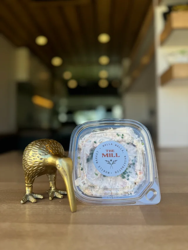 Smoked Salmon Dip (32oz)