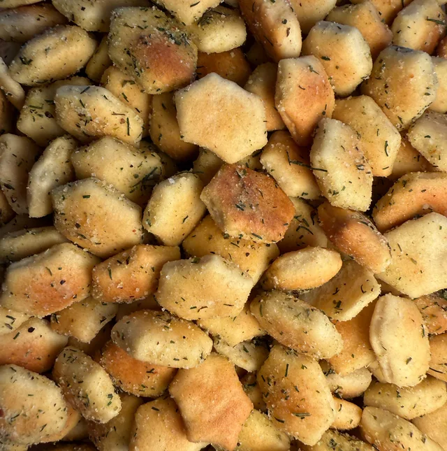 Zesty Ranch Oyster Crackers