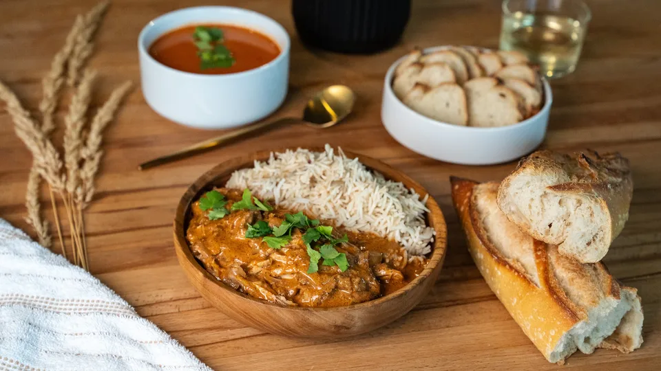 Curry House: Butter chicken with Spiced basmati